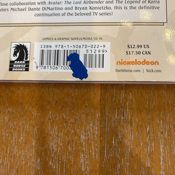 Avatar: The Last Airbender Graphic Novels Set - Picture 4 of 7